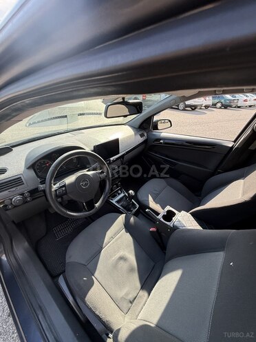 Opel Astra-12