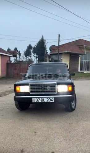 LADA (VAZ) 2107-1