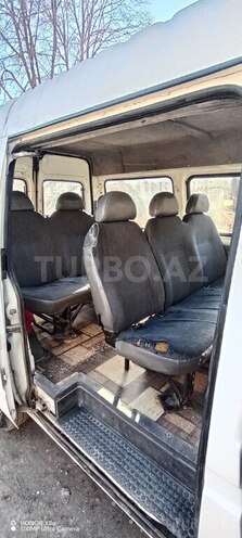 Ford Transit-5