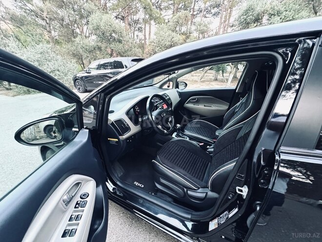 Kia Rio-15