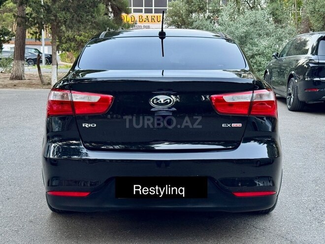 Kia Rio-7