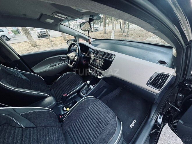 Kia Rio-16