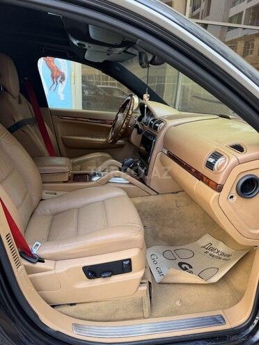 Porsche Cayenne S-5