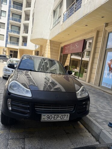 Porsche Cayenne S-3