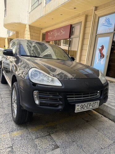 Porsche Cayenne S-1