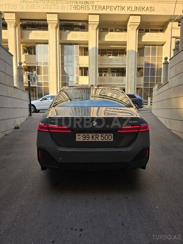 BMW 530-2