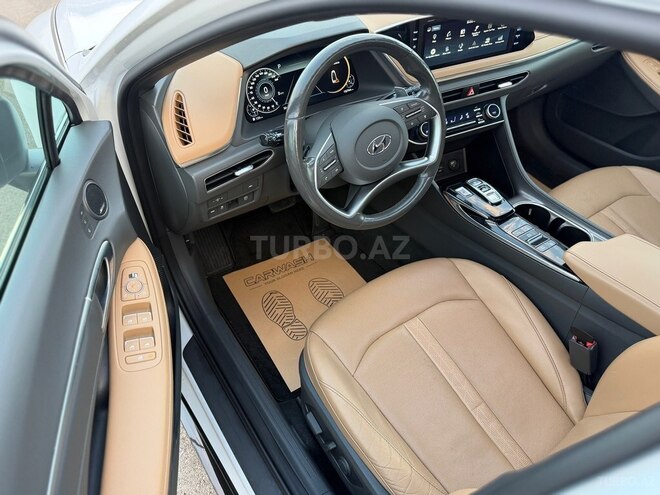 Hyundai Sonata-10
