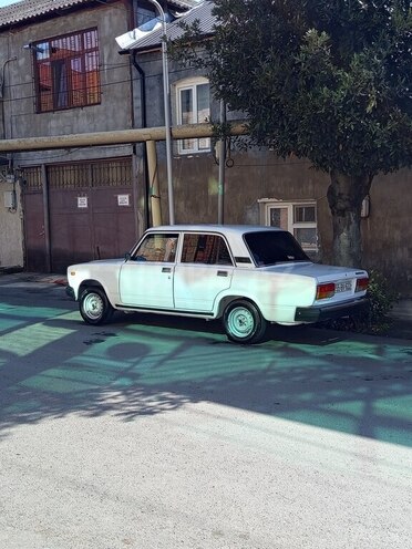 LADA (VAZ) 2107-8
