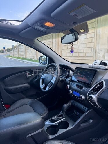 Hyundai ix35-12