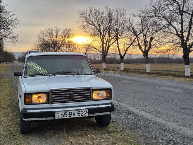 LADA (VAZ) 2107-5