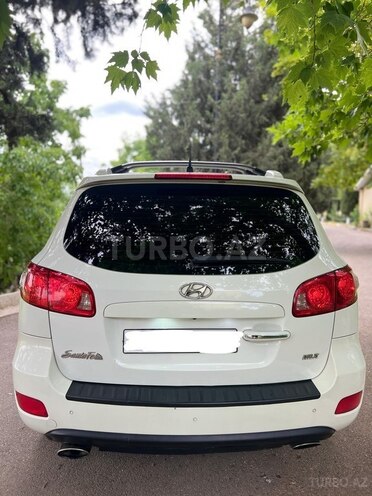 Hyundai Santa Fe-8