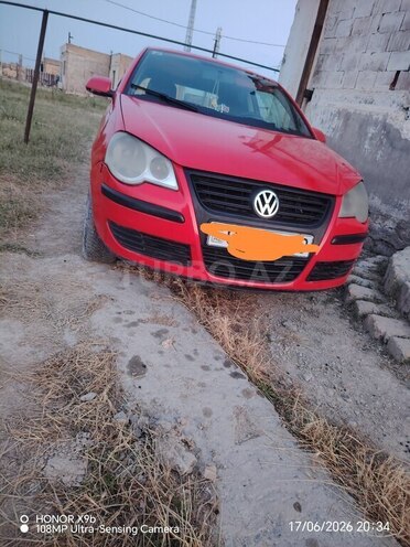 Volkswagen Polo-1