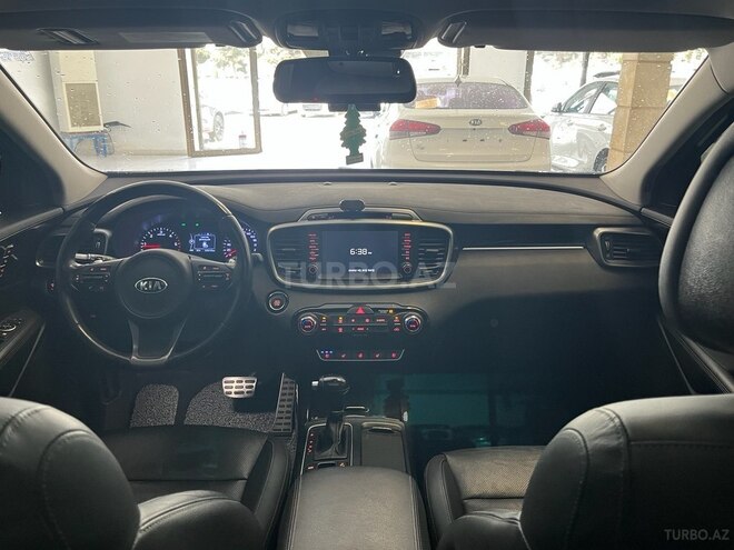 Kia Sorento-5