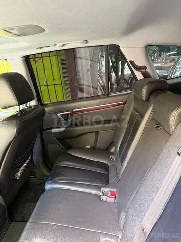 Hyundai Santa Fe-14