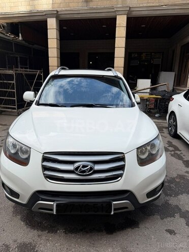 Hyundai Santa Fe-1