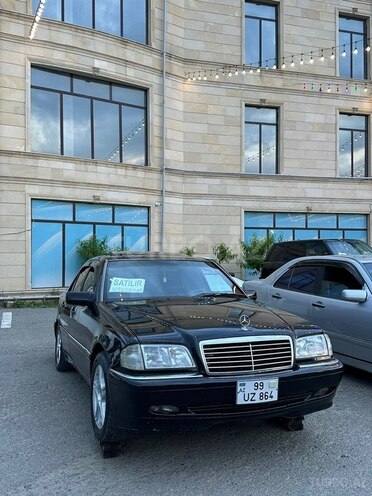 Mercedes C 230-1
