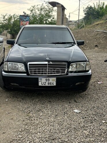 Mercedes C 230-3