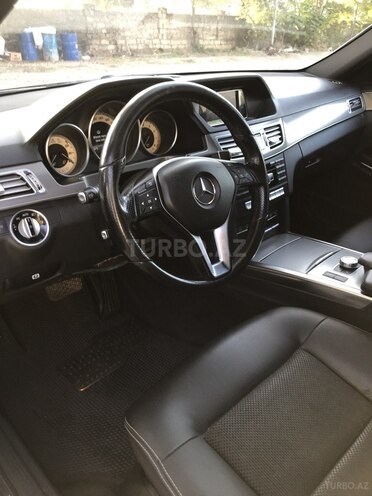Mercedes E 250-9