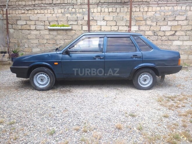 LADA (VAZ) 21099-4