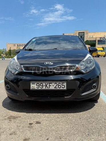 Kia Rio-1