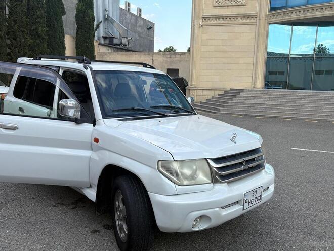 Mitsubishi Pajero io-3