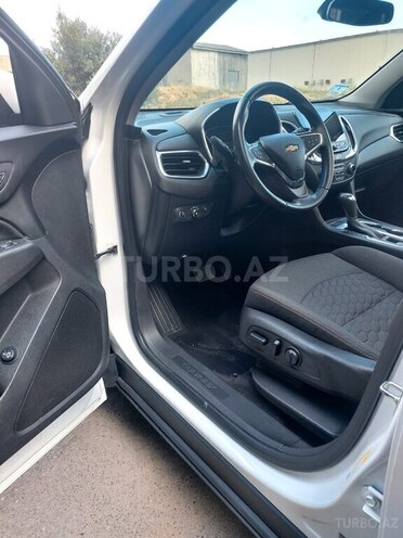 Chevrolet Equinox-7