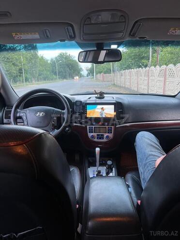 Hyundai Santa Fe-12