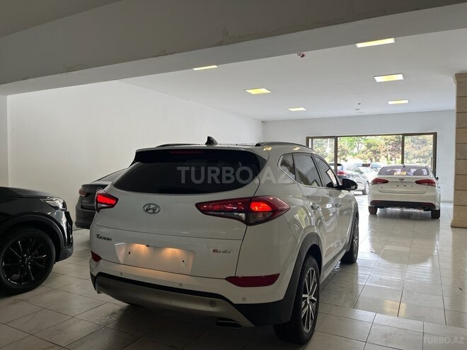 Hyundai Tucson-2
