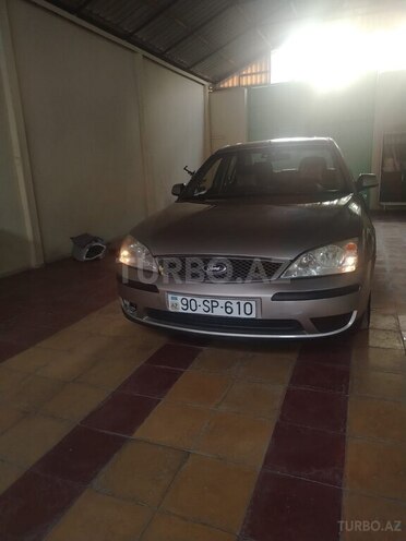 Ford Mondeo-1