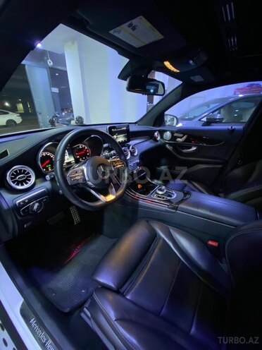 Mercedes GLC 300-9