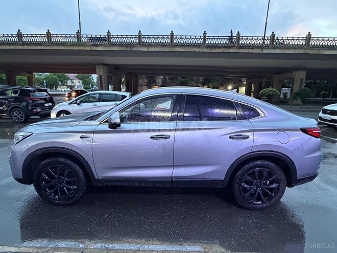 Changan CS 85-8
