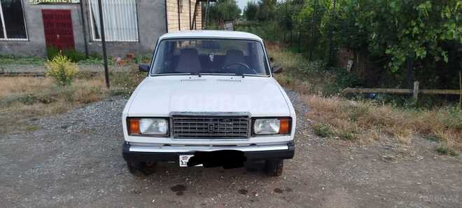 LADA (VAZ) 2107-1