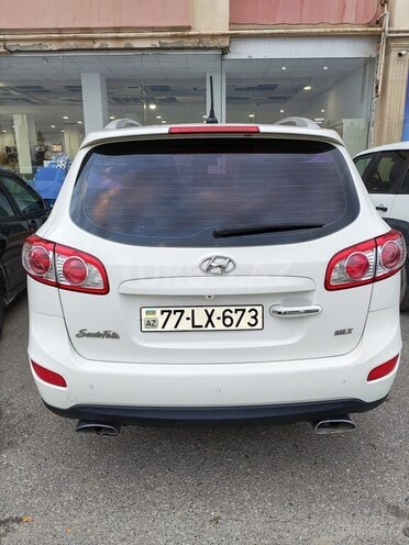 Hyundai Santa Fe-6