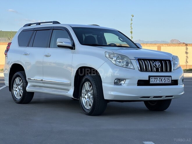 Toyota Land Cruiser Prado-4