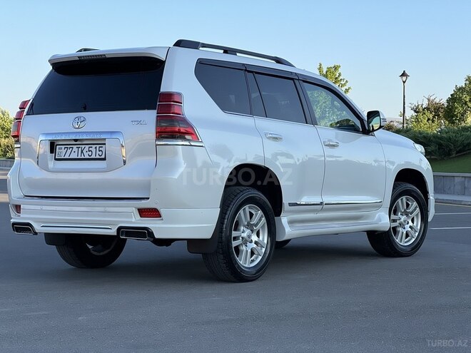 Toyota Land Cruiser Prado-6