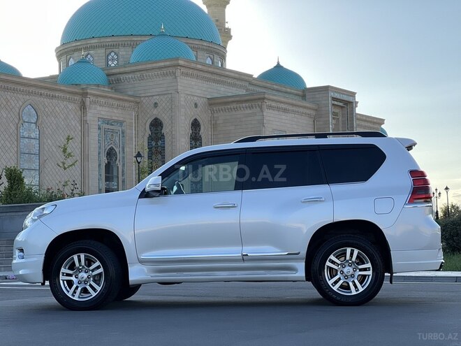 Toyota Land Cruiser Prado-2