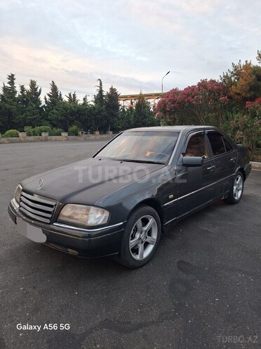 Mercedes C 200-3