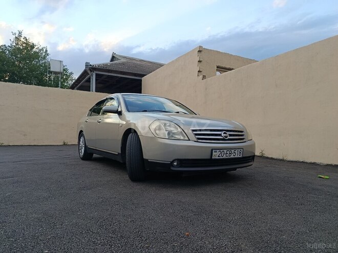 Nissan Teana-1