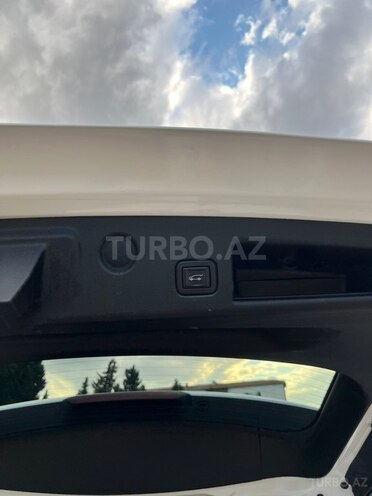Chevrolet Equinox-21