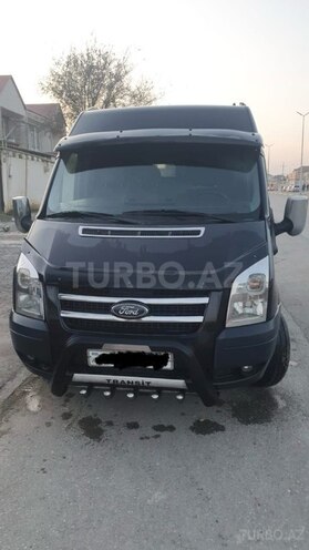 Ford Transit-1