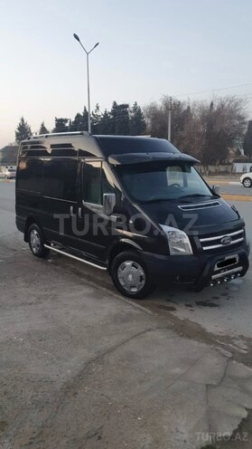 Ford Transit-2