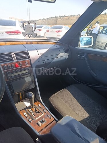 Mercedes C 220-7
