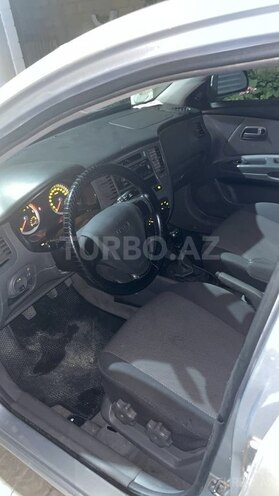 Kia Rio-5
