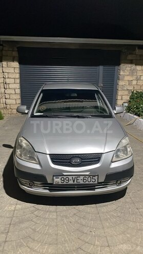 Kia Rio-1