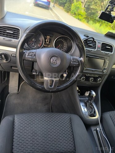 Volkswagen Golf-5