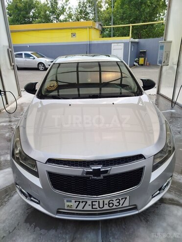 Chevrolet Cruze-1