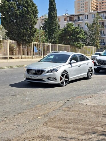 Hyundai Sonata-18