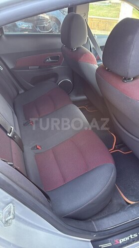 Chevrolet Cruze-7