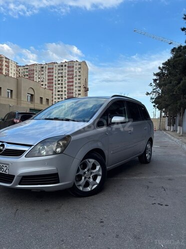 Opel Zafira-3