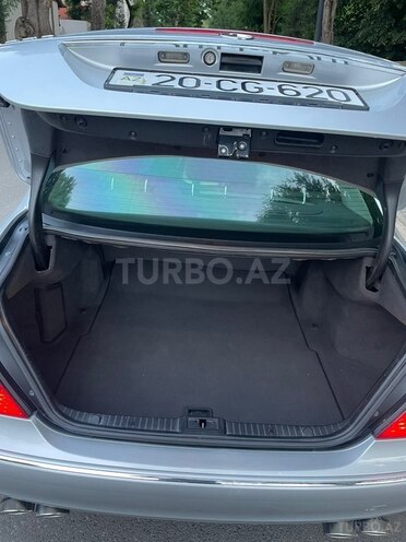Mercedes E 240-10